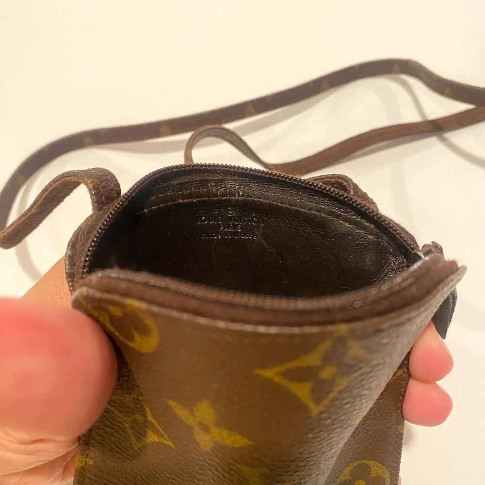 Louis Vuitton Pochette Mini Pouch - Picture 2 of 5